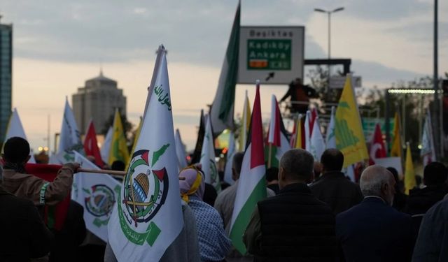 İstanbul'da Kudüs Şehitlerine Vefa Yürüyüşü